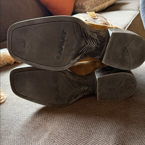 Ariat Camo Patriot Tan Distressed Men's Western Boots - Picture 4 of 10